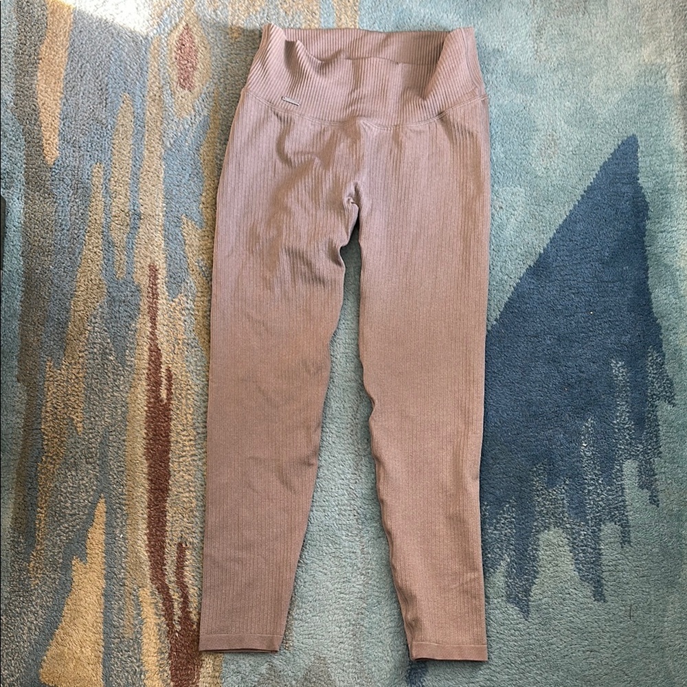 Brown High-Waisted Leggings with Tapered Ankle